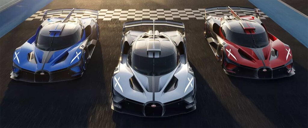 drei-bugatti-bolide-auf-rennstrecke