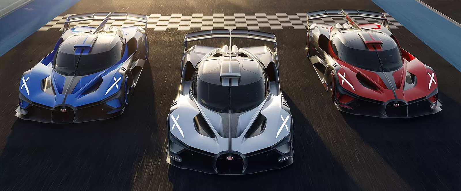 drei-bugatti-bolide-auf-rennstrecke