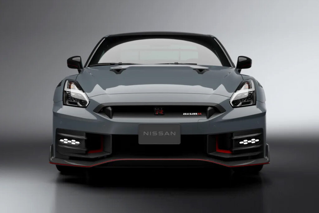 nissan-gtr-grau-frontansicht