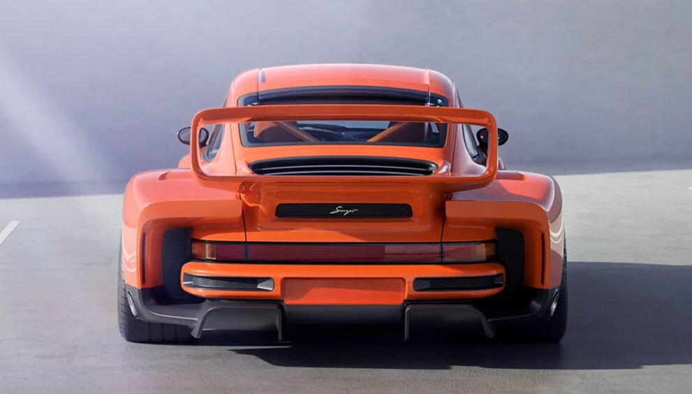 singer-porsche-911-dls-turbo-racetrack